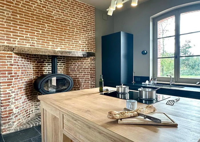 La Maison Du Chateau-confort Premium-famille-wifi Villa