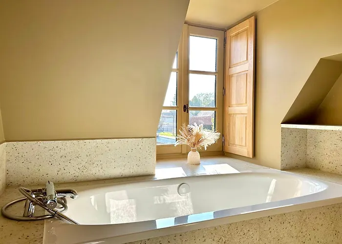 Villa La Maison Du Chateau-confort Premium-famille-wifi Biencourt